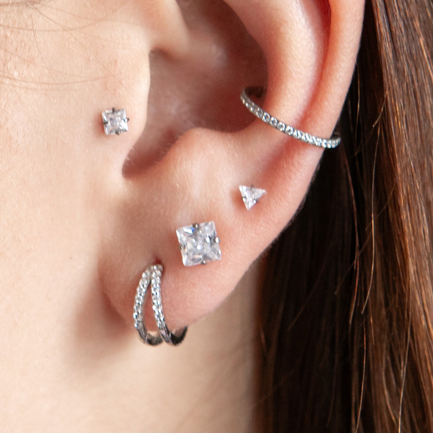 CASSIECA 5 Pairs Surgical Steel Screw Back Stainless Steel Stud Earrings For Women Men, Rainbow 5A Cubic Zirconia Sleeper Studs Hypoallergenic Earrings For Sensitive Ears 3mm