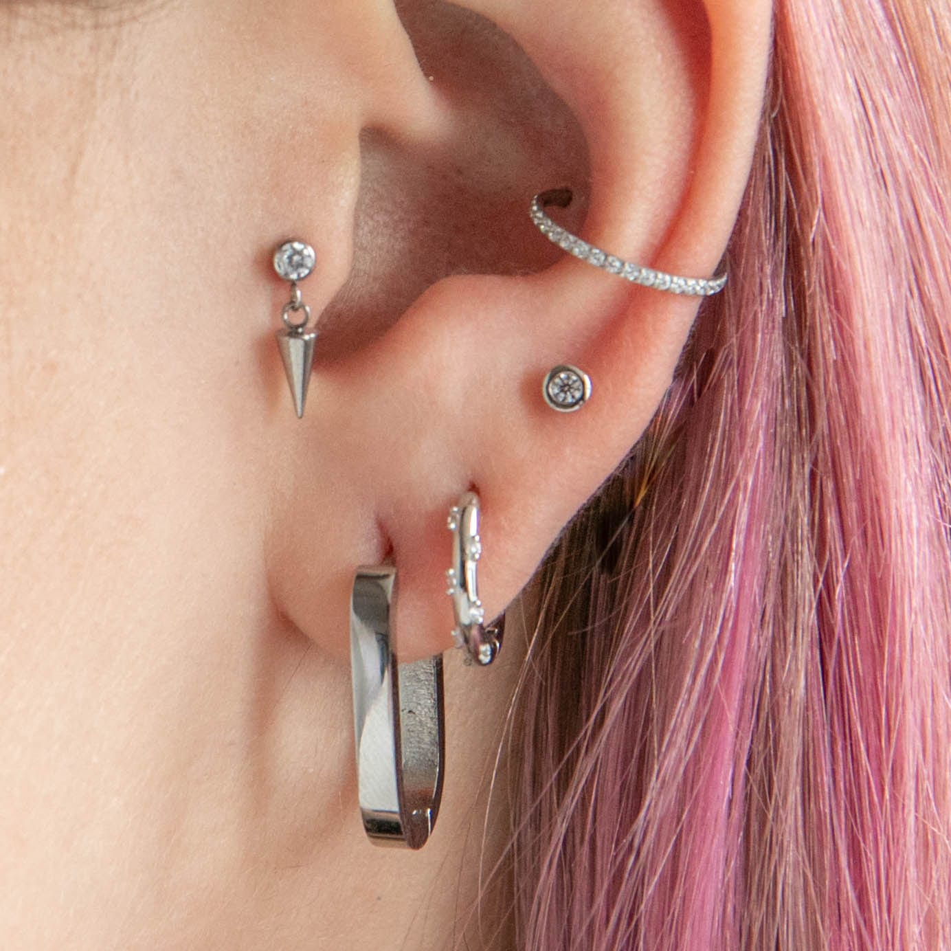 Spike Dangle Labret Piercing – Twilight London